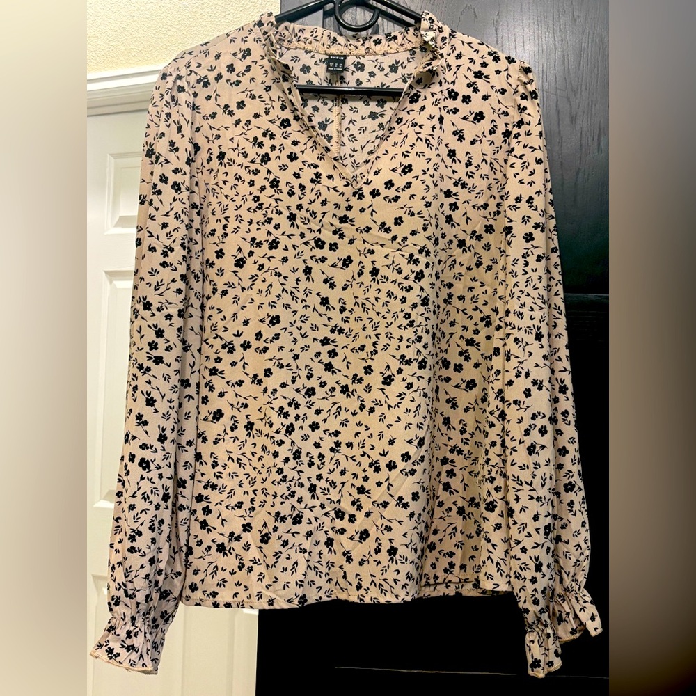 SHEIN Black Floral Print Blouse